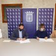 Firma del convenio de APATA